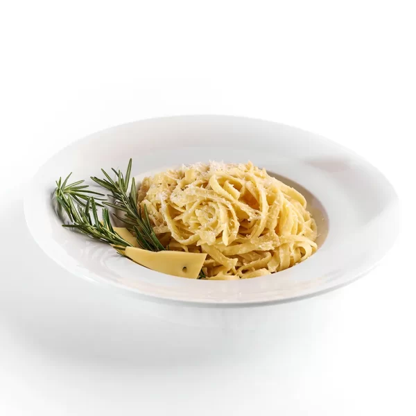 FETTUCCINE A LOS 5 QUESOS